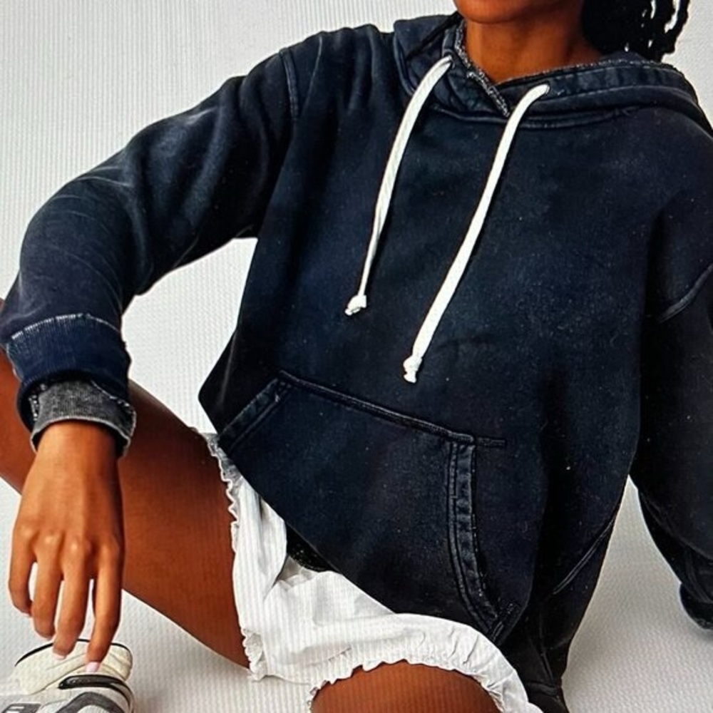 Sz M We the Free Zuma hoodie in dark blue denim mineral wash look